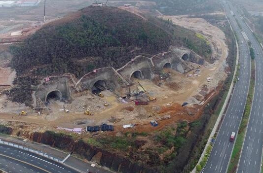 騰訊貴州數(shù)據(jù)中心開建：“山洞鵝廠”首次正面曝光